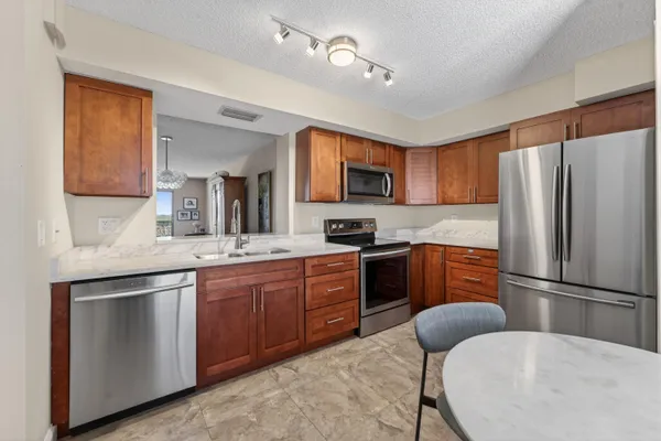 Property Slideshow image 3 of 45 | 7360 s oriole blvd apt 706, Delray Beach, FL, 33446