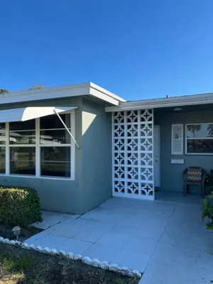 Property Slideshow image 2 of 24 | 910 s s dr a, Delray Beach, FL, 33445