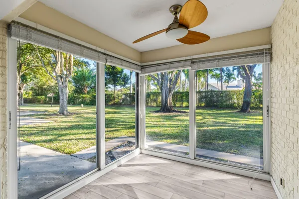 Property Slideshow image 2 of 40 | 10161 45th way s # 499, Boynton Beach, FL, 33436