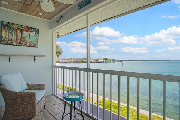 Property Slideshow image 3 of 35 | 1177 bayshore dr 207, Fort Pierce, FL, 34949