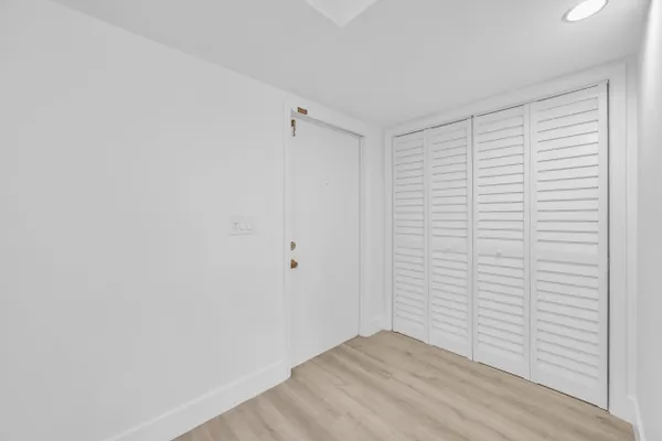 Property Slideshow image 3 of 19 | 1250 sugar sands blvd, Riviera Beach, FL, 33404