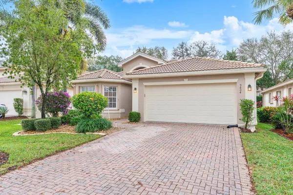 Property Slideshow image 3 of 32 | 9804 tallyrand dr, Lake Worth, FL, 33467