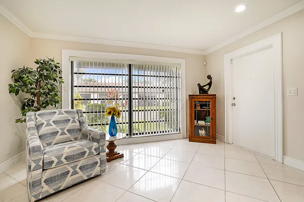 Property Slideshow image 3 of 33 | 4731 greentree dr b, Boynton Beach, FL, 33436