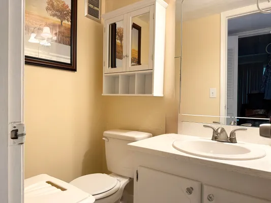 Property Slideshow image 3 of 10 | 240 northampton l, West Palm Beach, FL, 33417