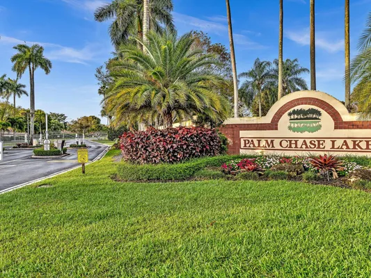 Property Slideshow image 3 of 49 | 10215 n circle lake dr 201, Boynton Beach, FL, 33437