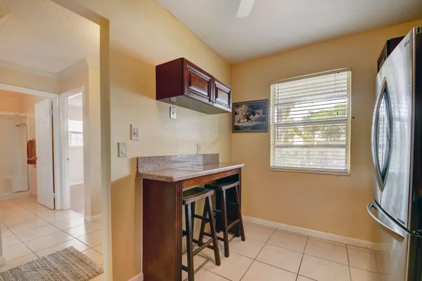Property Slideshow image 3 of 62 | 219 lake meryl dr, West Palm Beach, FL, 33411