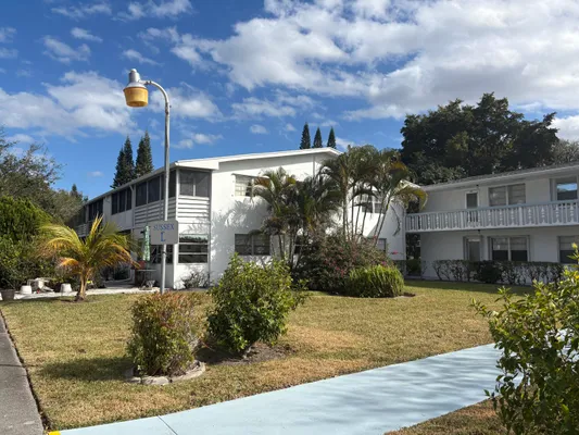 Property Slideshow image 2 of 25 | 239 sussex l, West Palm Beach, FL, 33417