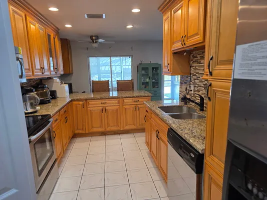 Property Slideshow image 2 of 34 | 3368 rossi ct, West Palm Beach, FL, 33417