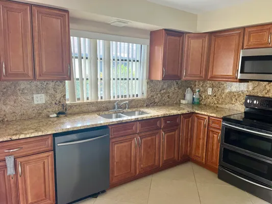 Property Slideshow image 2 of 19 | 4951 equestrian cir a, Boynton Beach, FL, 33436