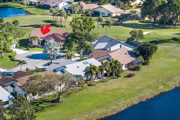 Property Slideshow image 2 of 60 | 5722 willow creek ln, Delray Beach, FL, 33484