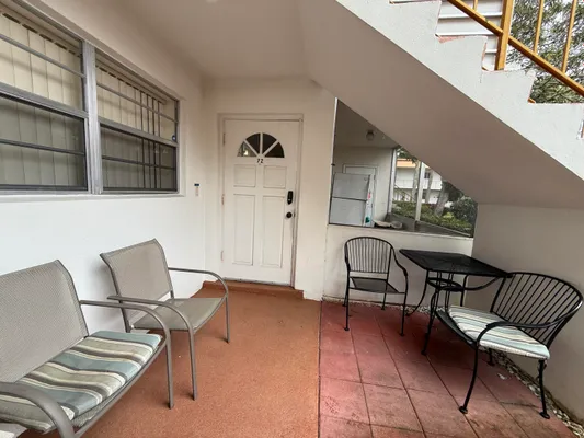 Property Slideshow image 2 of 35 | 72 plymouth i, West Palm Beach, FL, 33417