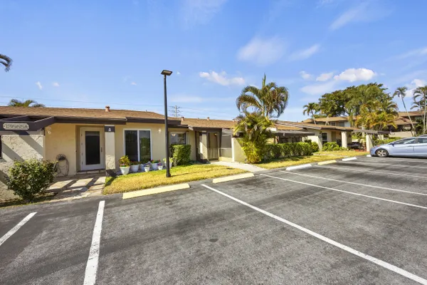 Property Slideshow image 2 of 60 | 13665 via aurora b, Delray Beach, FL, 33484