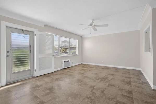 Property Slideshow image 3 of 40 | 19 hastings b b, West Palm Beach, FL, 33417