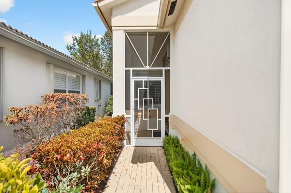 Property Slideshow image 3 of 53 | 9657 great egret ct, West Palm Beach, FL, 33411