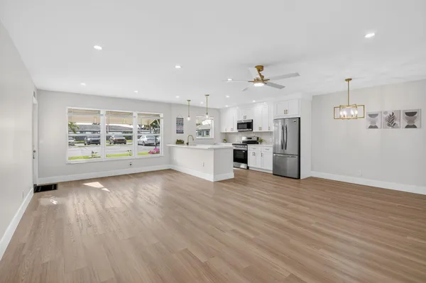 Property Slideshow image 2 of 38 | 760 high point blvd c, Delray Beach, FL, 33445