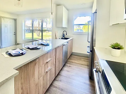 Property Slideshow image 3 of 6 | 892 high point blvd c, Delray Beach, FL, 33445