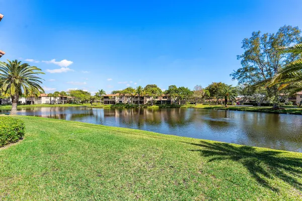 Property Slideshow image 3 of 31 | 9283 vis, Boca Raton, FL, 33428