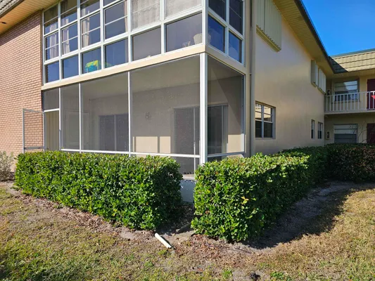 Property Slideshow image 3 of 18 | 27 vista gardens trl 102, Vero Beach, FL, 32962