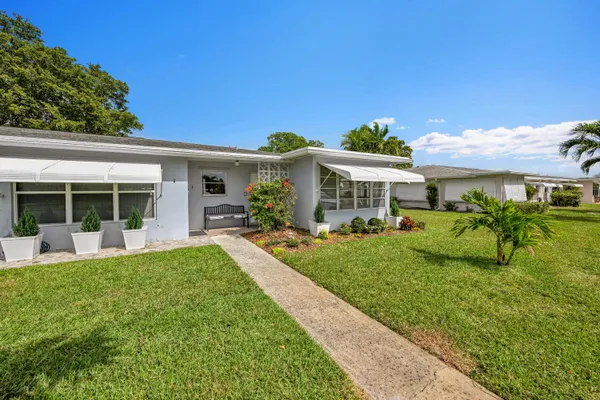 Property Slideshow image 3 of 22 | 285 main blvd d, Boynton Beach, FL, 33435