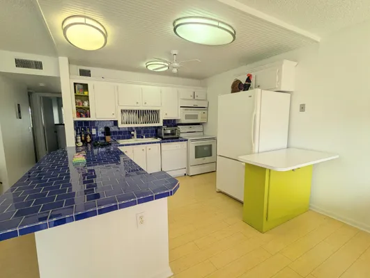 Property Slideshow image 3 of 30 | 113 wellington m, West Palm Beach, FL, 33417