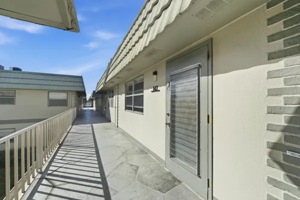 Property Slideshow image 3 of 23 | 142 monaco c c, Delray Beach, FL, 33446