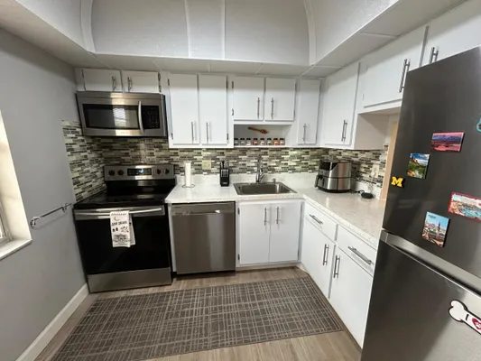 Property Slideshow image 2 of 15 | 7505 nw 5th ct apt 208, Margate, FL, 33063