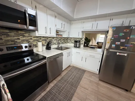 Property Slideshow image 3 of 15 | 7505 nw 5th ct apt 208, Margate, FL, 33063