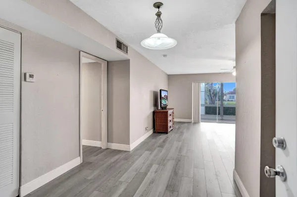 Property Slideshow image 3 of 35 | 12014 greenway cir 109, Royal Palm Beach, FL, 33411