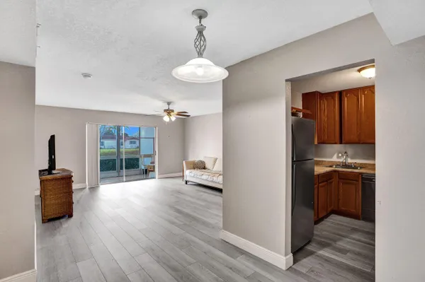 Property Slideshow image 2 of 35 | 12014 greenway cir 109, Royal Palm Beach, FL, 33411