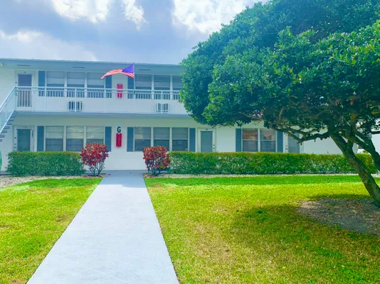 Property Slideshow image 2 of 38 | 169 sheffield g, West Palm Beach, FL, 33417