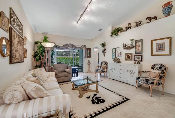 Property Slideshow image 3 of 48 | 8482 logia cir, Boynton Beach, FL, 33472