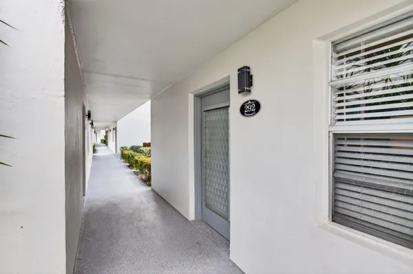 Property Slideshow image 3 of 95 | 292 piedmont g g, Delray Beach, FL, 33484