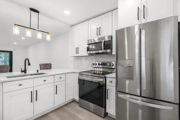 Property Slideshow image 2 of 30 | 5 abbey ln apt 207, Delray Beach, FL, 33446