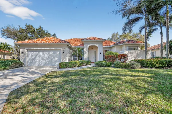 Property Slideshow image 3 of 74 | 7139 crystal lake dr, West Palm Beach, FL, 33411