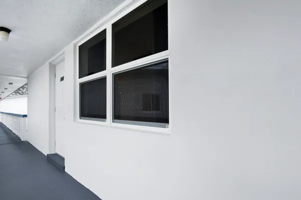 Property Slideshow image 2 of 14 | 184 norwich h, West Palm Beach, FL, 33417