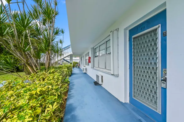 Property Slideshow image 2 of 22 | 411 durham, Deerfield Beach, FL, 33442