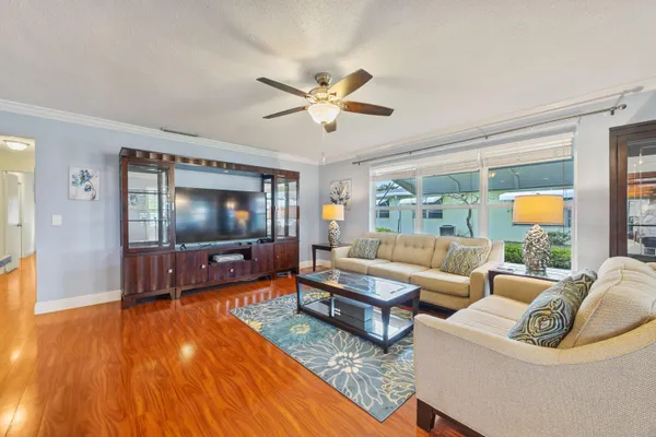 Property Slideshow image 3 of 15 | 150 south blvd d, Boynton Beach, FL, 33435