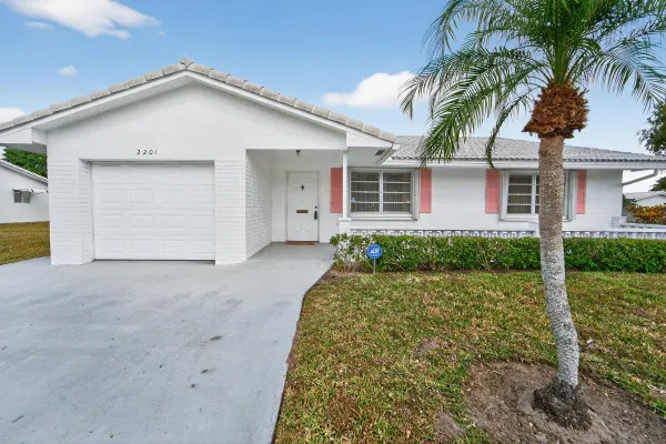 Property Slideshow image 3 of 31 | 2201 sw 22nd way, Boynton Beach, FL, 33426