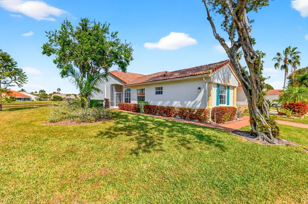 Property Slideshow image 2 of 50 | 6143 floral lakes dr, Delray Beach, FL, 33484