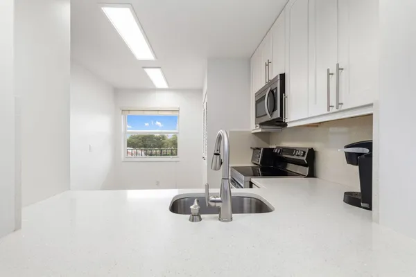 Property Slideshow image 3 of 41 | 6650 s oriole blvd 4080, Delray Beach, FL, 33446