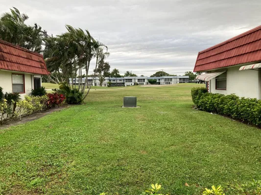 Property Slideshow image 2 of 36 | 221 waterford j, Delray Beach, FL, 33446