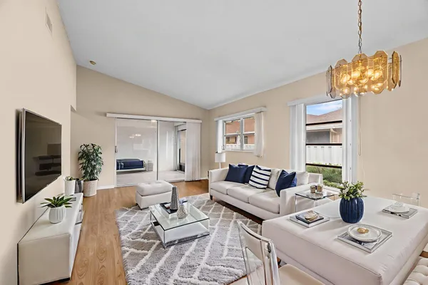 Property Slideshow image 3 of 22 | 8101 sweetbriar way b, Boca Raton, FL, 33496