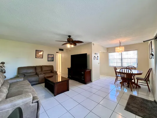 Property Slideshow image 2 of 20 | 76 sheffield d d, West Palm Beach, FL, 33417