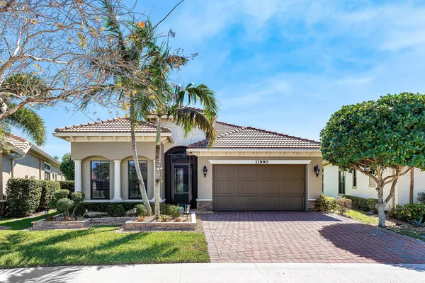 Property Slideshow image 2 of 60 | 11990 kalmar cir, Parkland, FL, 33076