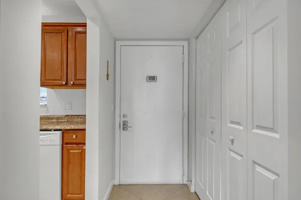 Property Slideshow image 3 of 37 | 646 snug harbor dr h105, Boynton Beach, FL, 33435