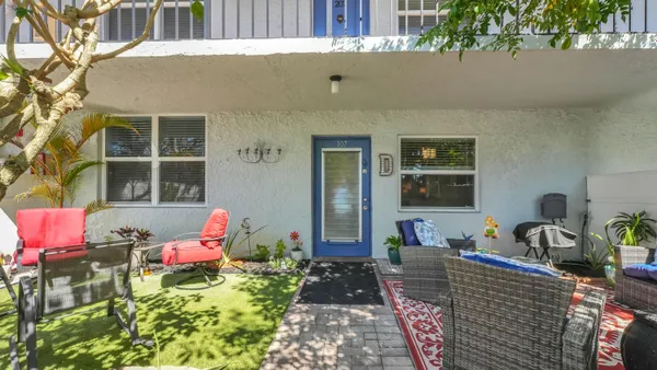 Property Slideshow image 2 of 39 | 14701 cumberland dr 1070, Delray Beach, FL, 33446