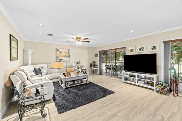Property Slideshow image 3 of 45 | 4 stratford dr b, Boynton Beach, FL, 33436