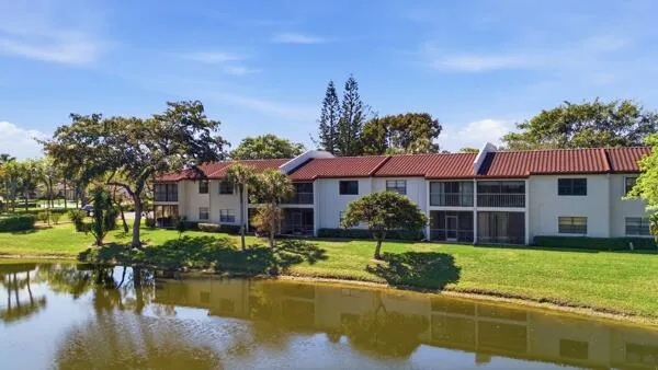 Property Slideshow image 3 of 26 | 21364 cypress hammock dr 1j, Boca Raton, FL, 33428