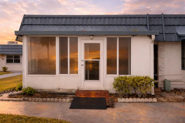 Property Slideshow image 2 of 17 | 35 waterford b b, Delray Beach, FL, 33446