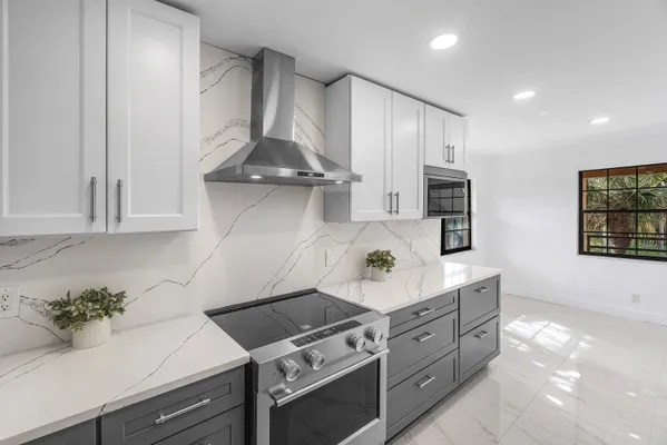 Property Slideshow image 3 of 54 | 11177 aspen glen dr 206, Boynton Beach, FL, 33437